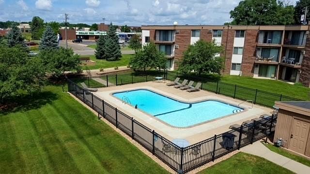 Outdoor Pool Area / Court yard