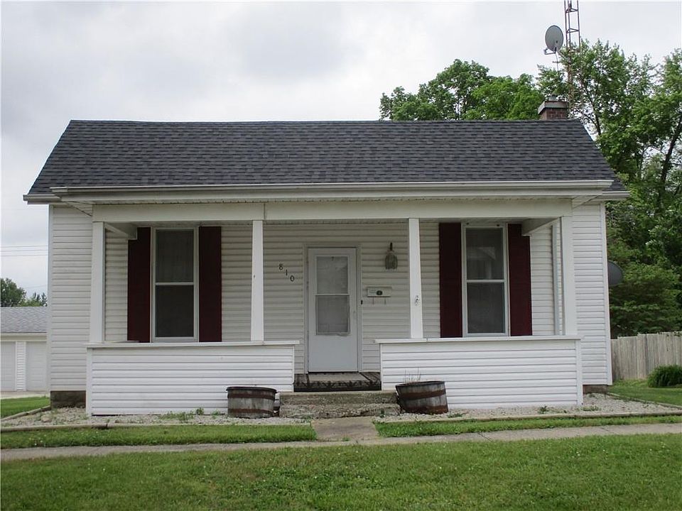 1st image of 810 W South 1st St