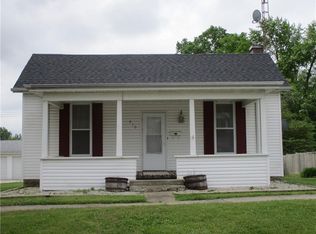 810 W South 1st St, Shelbyville, IL 62565