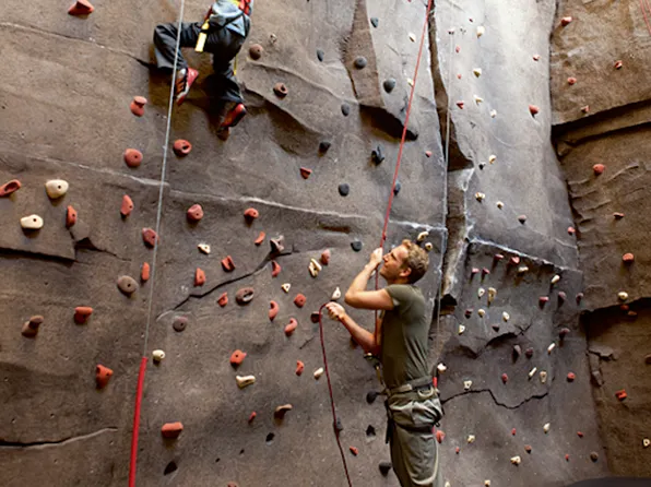 50 Riverside Boulevard image 11 of 14