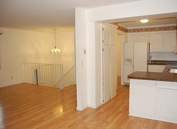 4th image of 1307 W 140th Street
