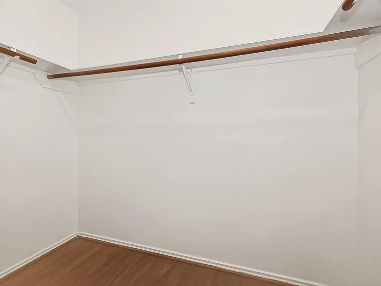 3807 Brook Garden Ln — Photo 42
