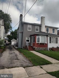 56 N Elmwood Ave, Glenolden, PA, 19036