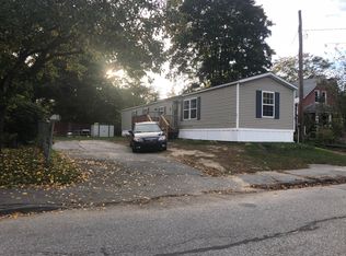 25 Middle Ave, Mexico, ME 04257