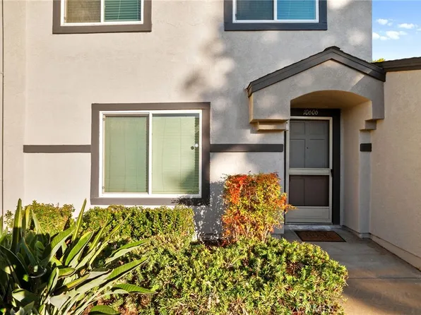 10606 Queen Jessica Ln, Santee, CA 92071