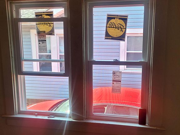 5th image of 208 Gramont Ave