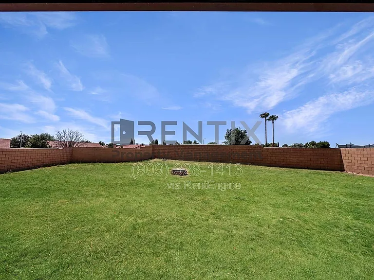 15739 Yosemite St — Photo 39