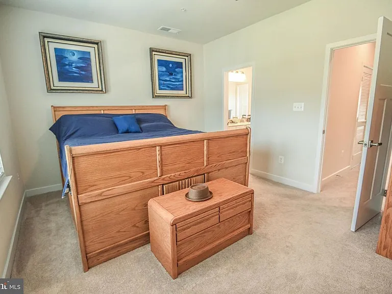 7221 Sprouse Ct — Photo 11