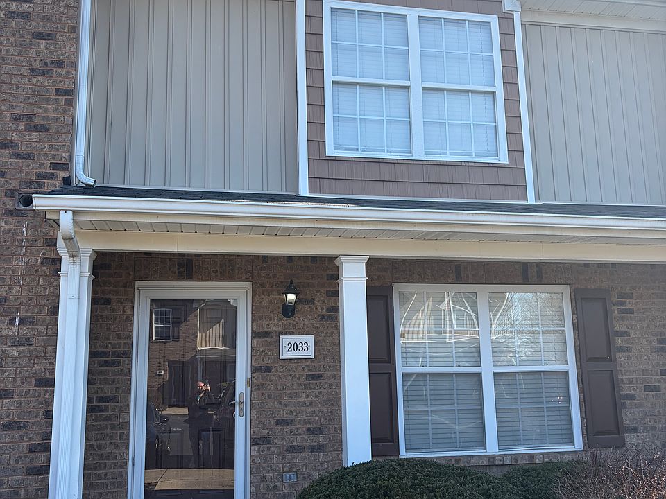 1st image of 2033 Victory Gallop Ln