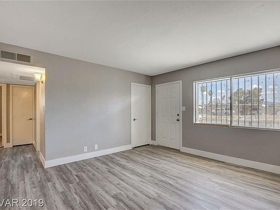 5th image of 4920 E Harmon Ave