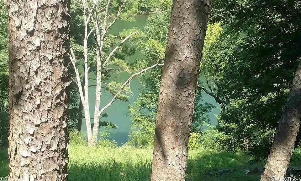 1st image of 130 Meadowcliff Cir