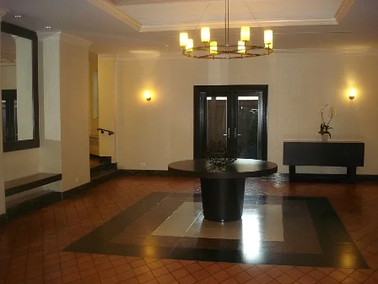 Rented by Stonehenge NYC LLC | media 28