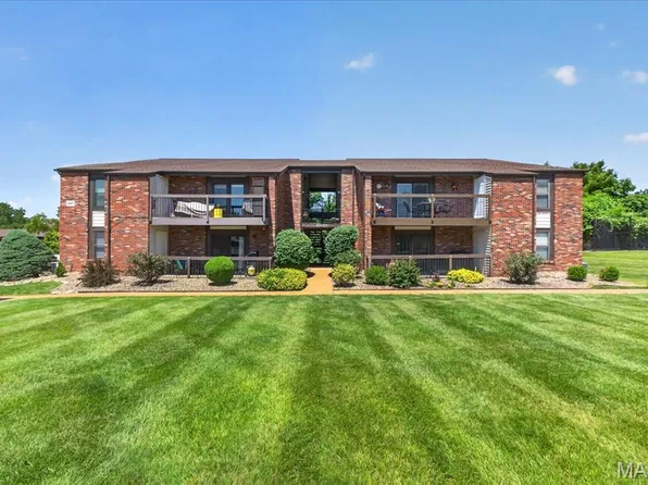 6840 Cottage Grove Ln APT I, Saint Louis, MO 63129