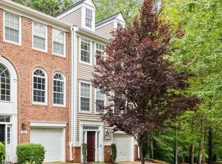 5410 Crabtree Park Ct, Raleigh, NC 27612