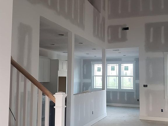 2nd image of 72 Emberly Way