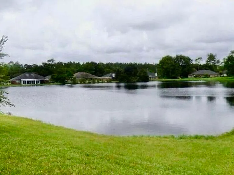 15670 Coulter Ct — Photo 22