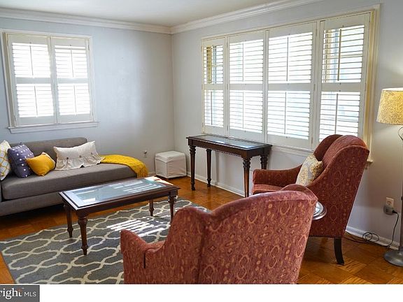 5th image of 8301 Legation Rd