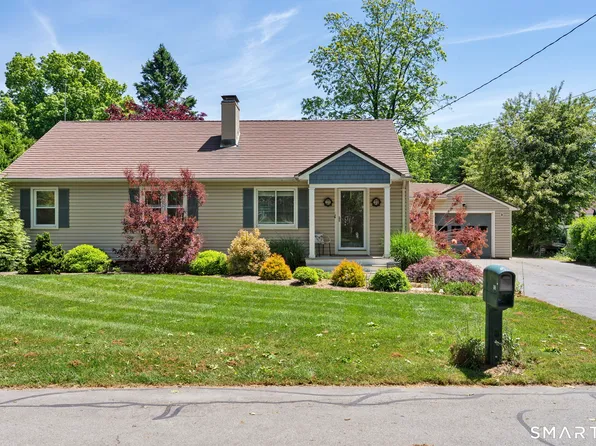 86 Fenwood Drive, Old Saybrook, CT 06475