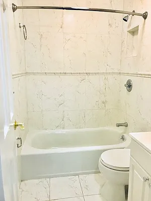 Rented by Meraki Realty LLC | media 14