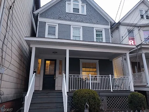 97 Easton Ave Photo 1