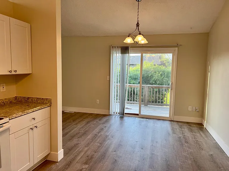 3308 Bridge Manor Dr — Photo 7