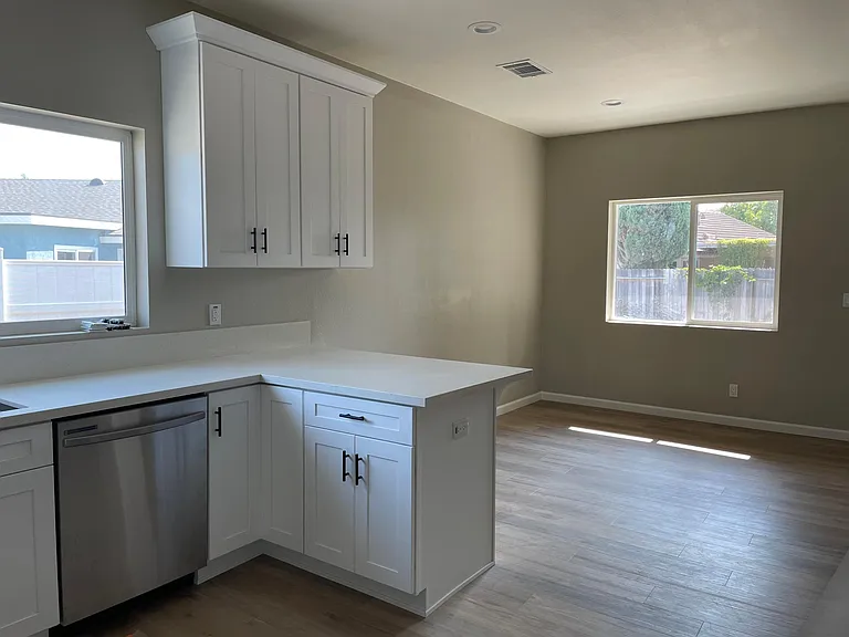 5291B Iberville Cir — Photo 3