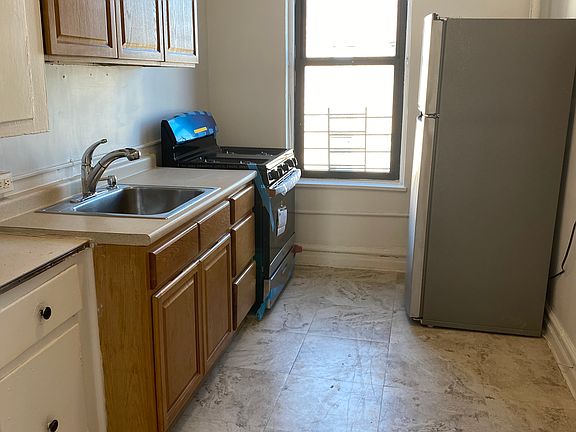 5th image of 14340 41st Ave APT 6A