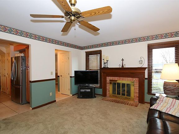 3rd image of 7187 Lamplite Ct