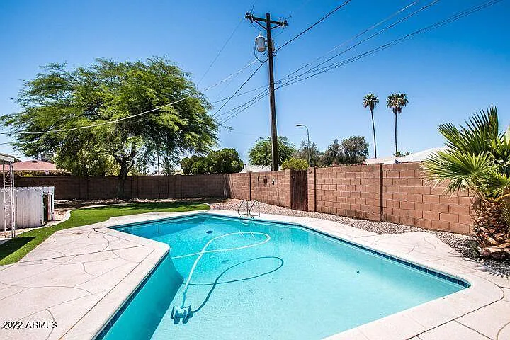 4 bed, 1506 sqft, $3,599 — Photo 3