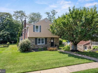 2132 Jenkintown Rd, Glenside, PA, 19038