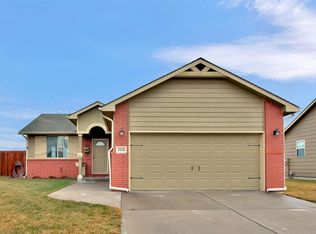 1124 N Beau Jardin St, Derby, KS 67037