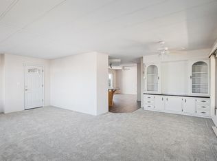 965 Roguelea Ln, Grants Pass, OR 97526