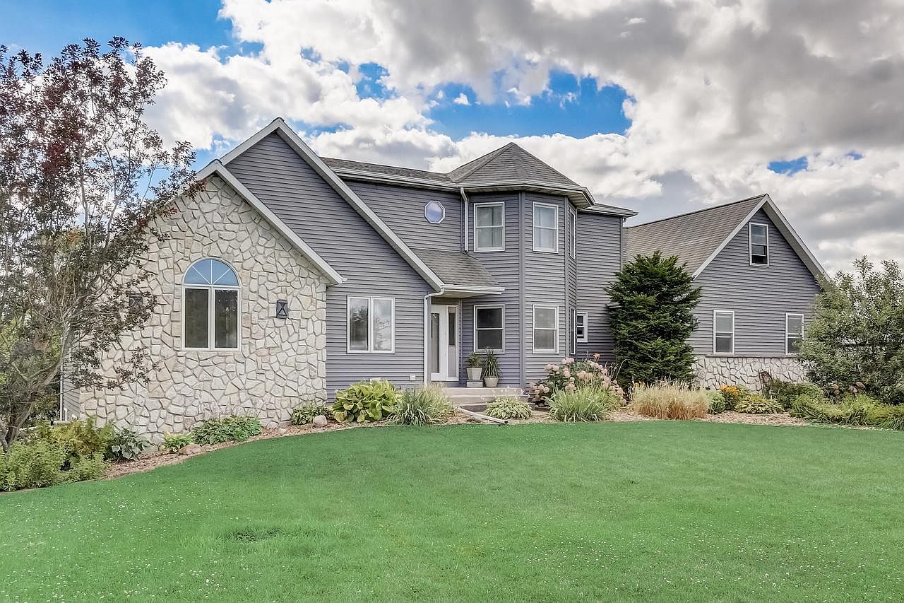 N6612 County Road W, Mount Calvary, WI 53057 Zillow