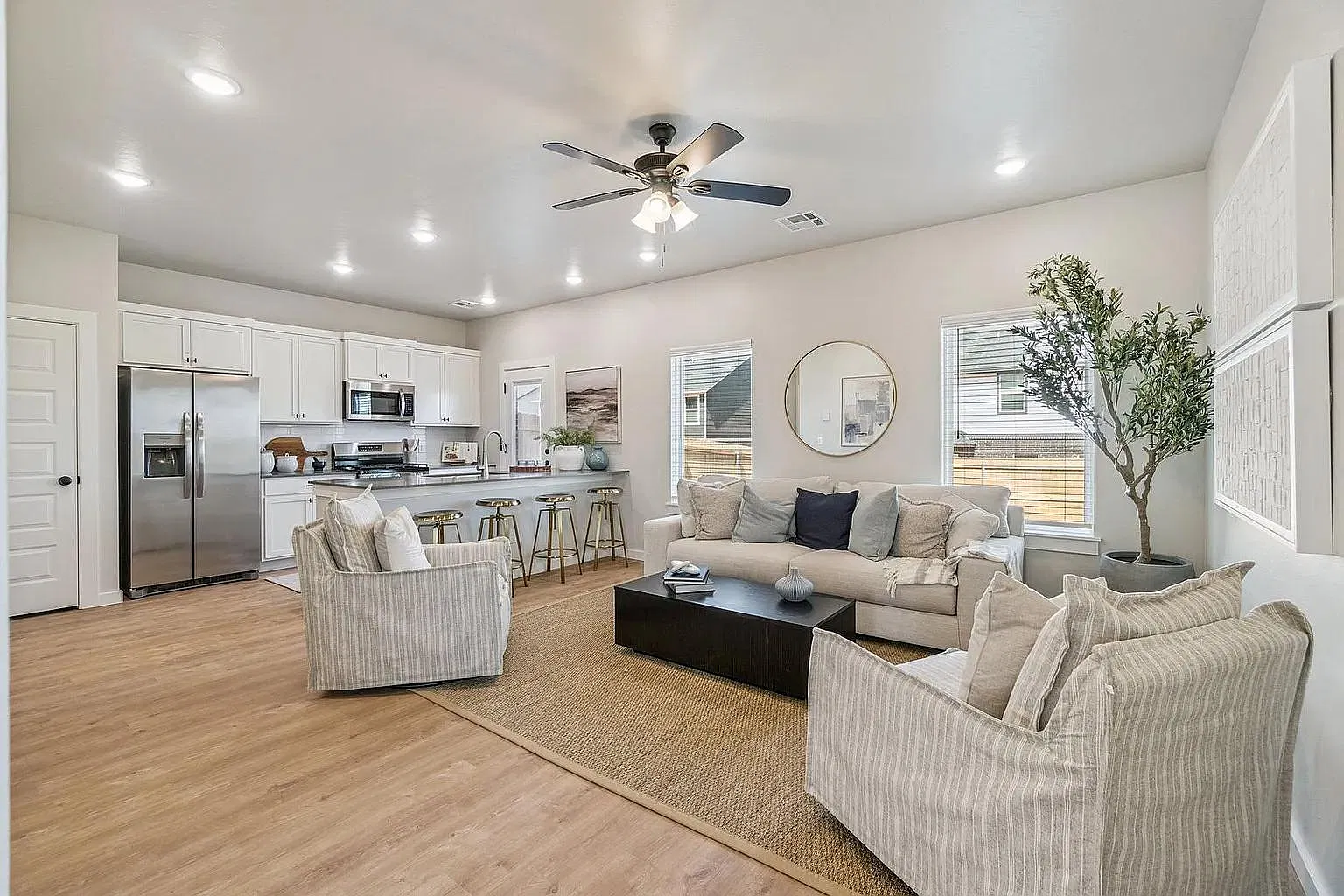 19500 Molly Pl - 3422 NW 194th St — Photo 2