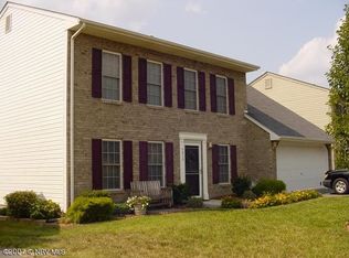 4830 Golfview Dr NE, Roanoke, VA 24019