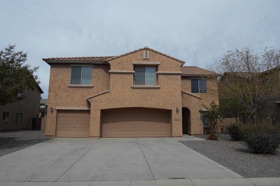 1st image of 852 E Kapasi Ln