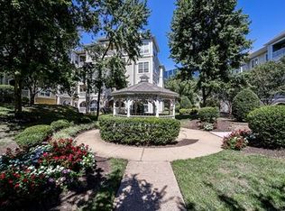4550 Strutfield Ln APT 2413, Alexandria, VA 22311