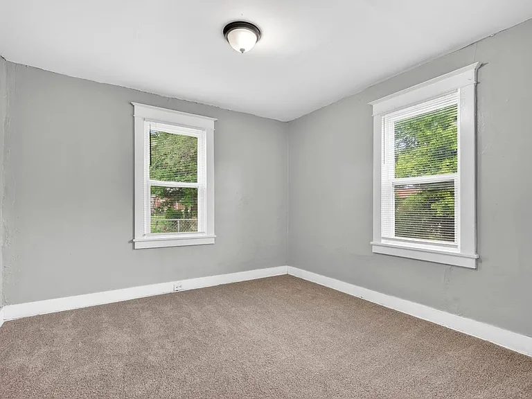 6705 Saint Louis Ave — Photo 16