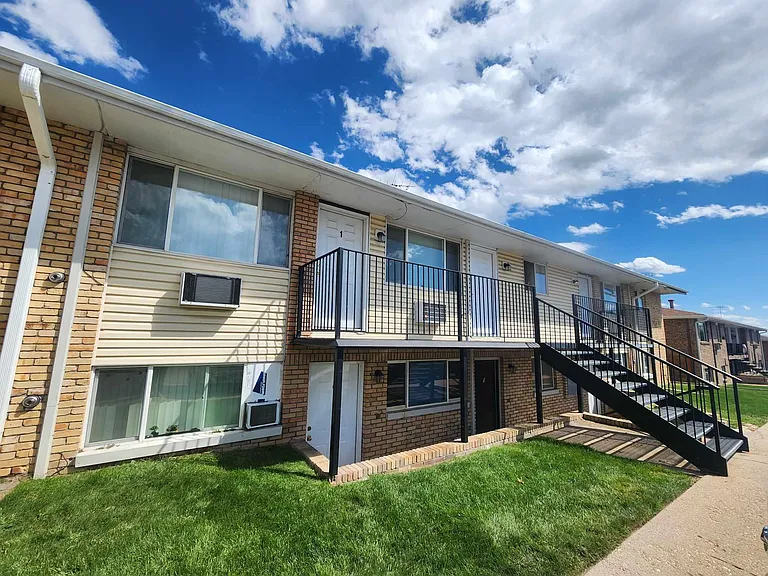 3020 Denver St #1 — Photo 1