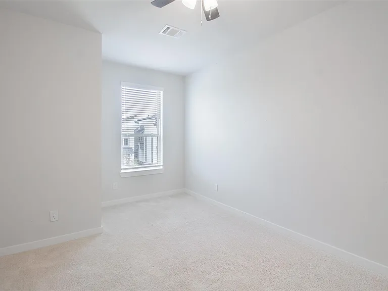 16647 Texas Hill Country Rd — Photo 28