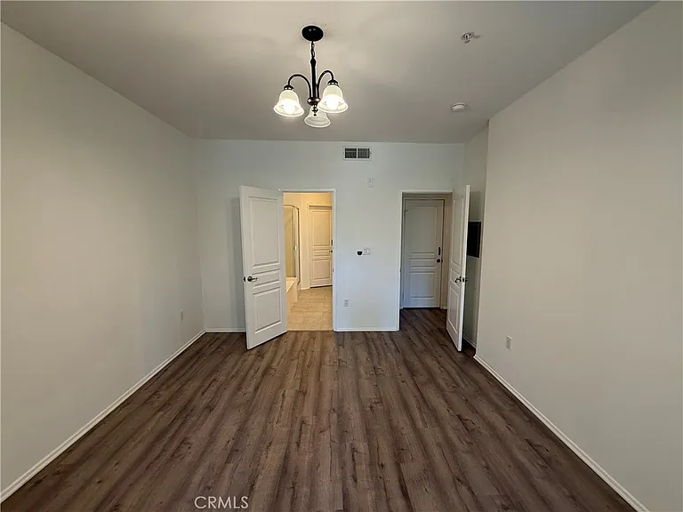 2250 Watermarke — Photo 20