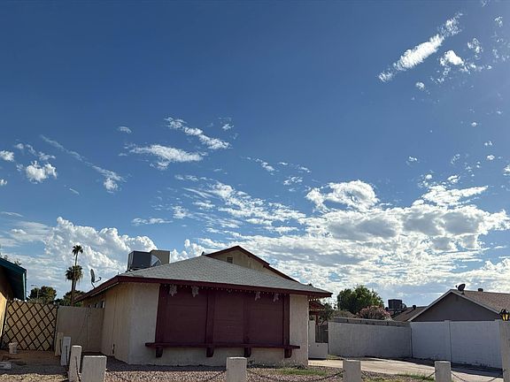 3rd image of 5531 W Barbara Ave