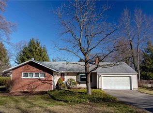 608 Hampshire Rd, Akron, OH 44333