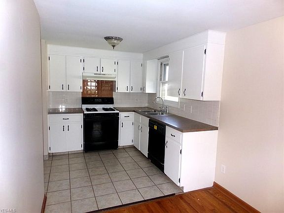 5th image of 1248 E 12th St