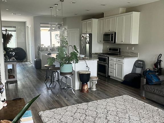 5th image of 3708 E Commerce Way