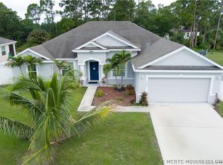 1780 SW Buttercup Ave, Port Saint Lucie, FL 34953