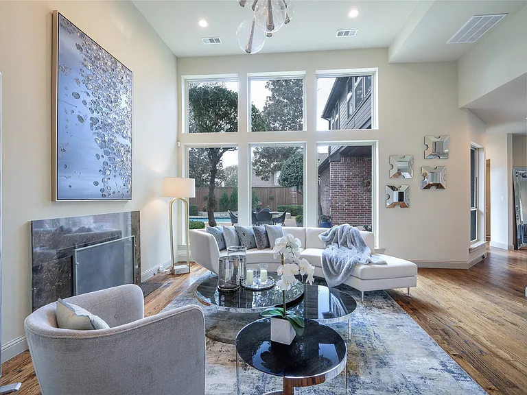 5624 Gillum Dr — Photo 9