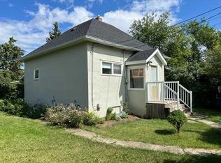 5818 S 51st Ave, Stettler, AB T4K1C2