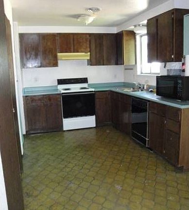 Appliances are Included