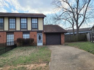 32 Crestwood Ct, Millbrook, AL 36054